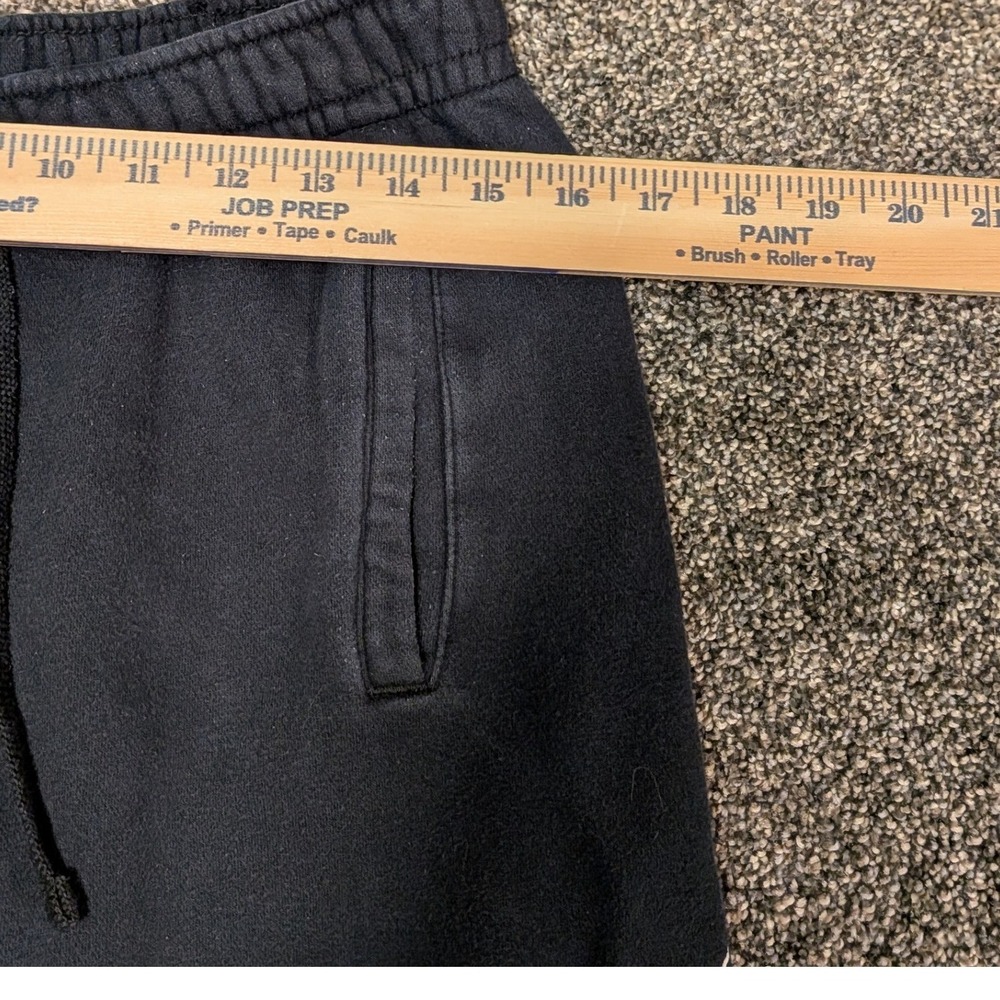 Nike Mens Fleece Shorts Faded Black Oversized Swoosh Graphic Size Medium - Picture 10 of 10